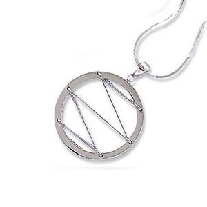 Zig-Zag Laced up Circle Pendant with Chain